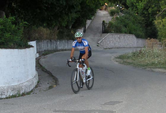 2013_08_Karpenisi-bike